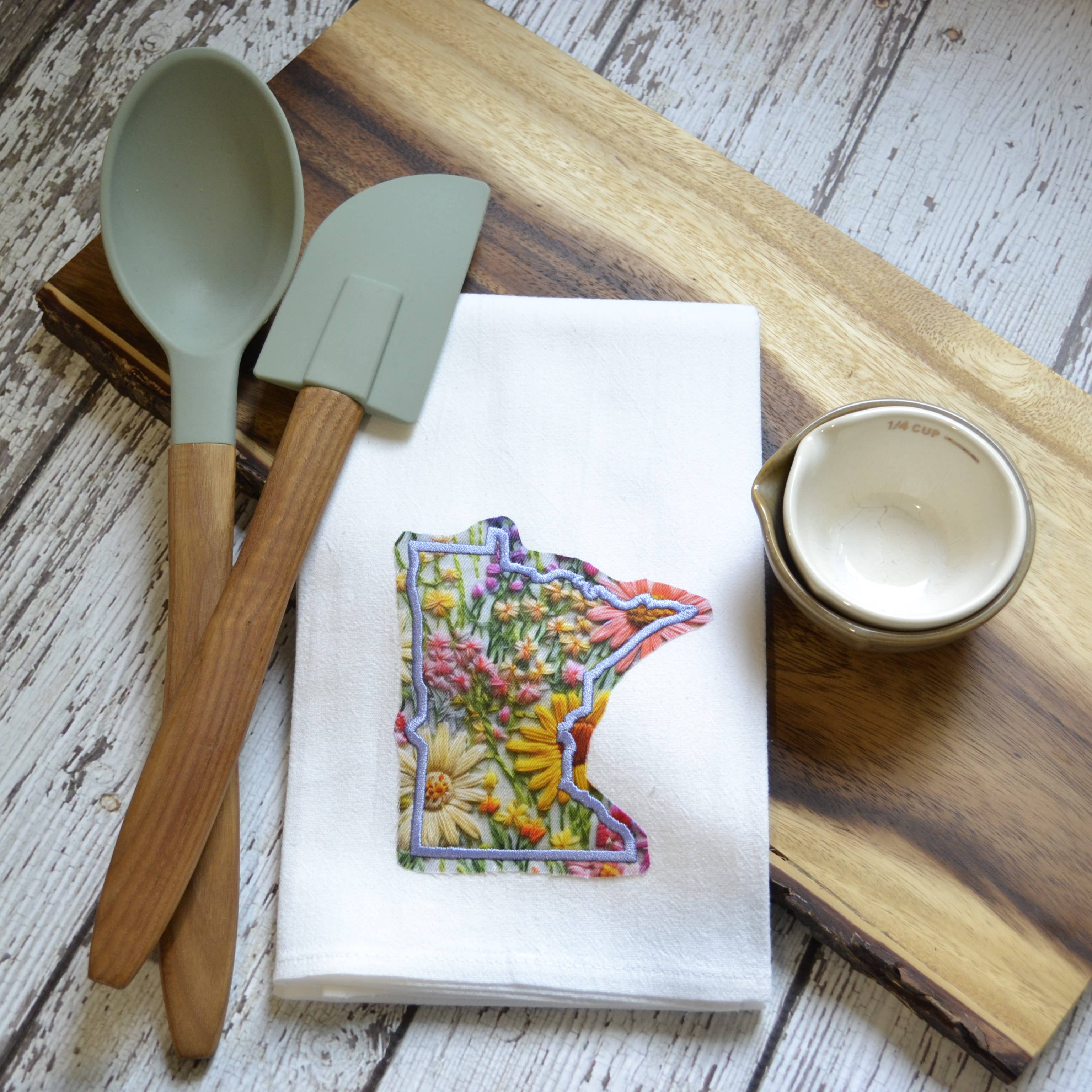 SewMuchMoreStore - Wholesale Tea Towel - Embroidered Wildflowers Floral State Towel -Raggy edge2