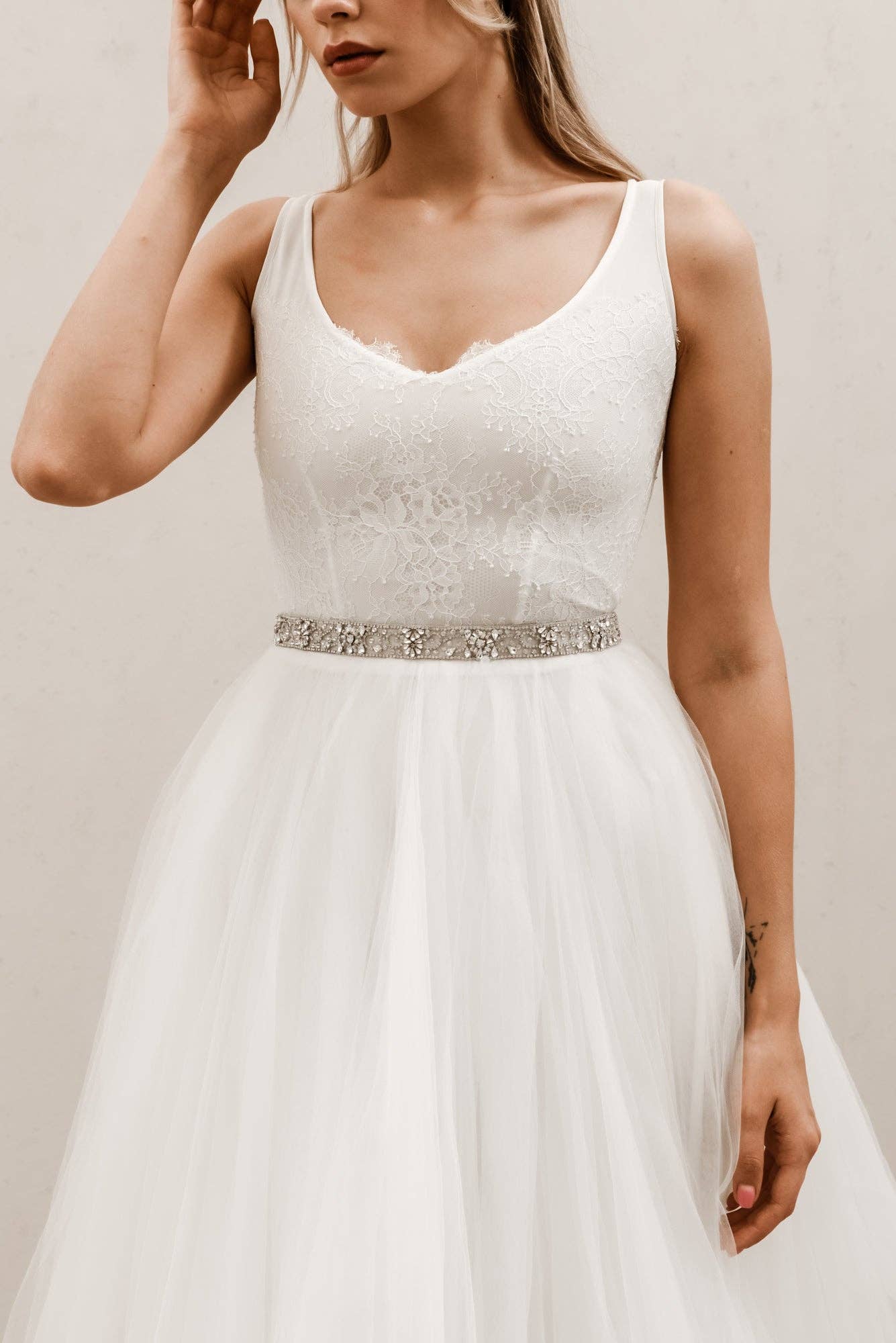 Heirloom Bridal Company – wholesale Belt – Women's – Isolde Crystal Belt2