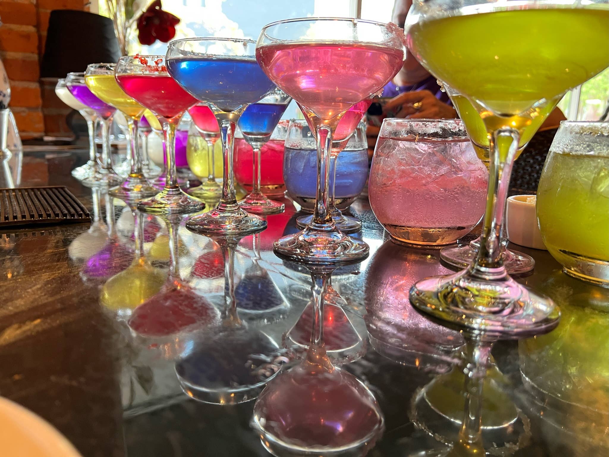 Ultimate Baker – wholesale Cocktail mix/syrup – Snowy River Cocktail Glitter Lavender (1x4g)4