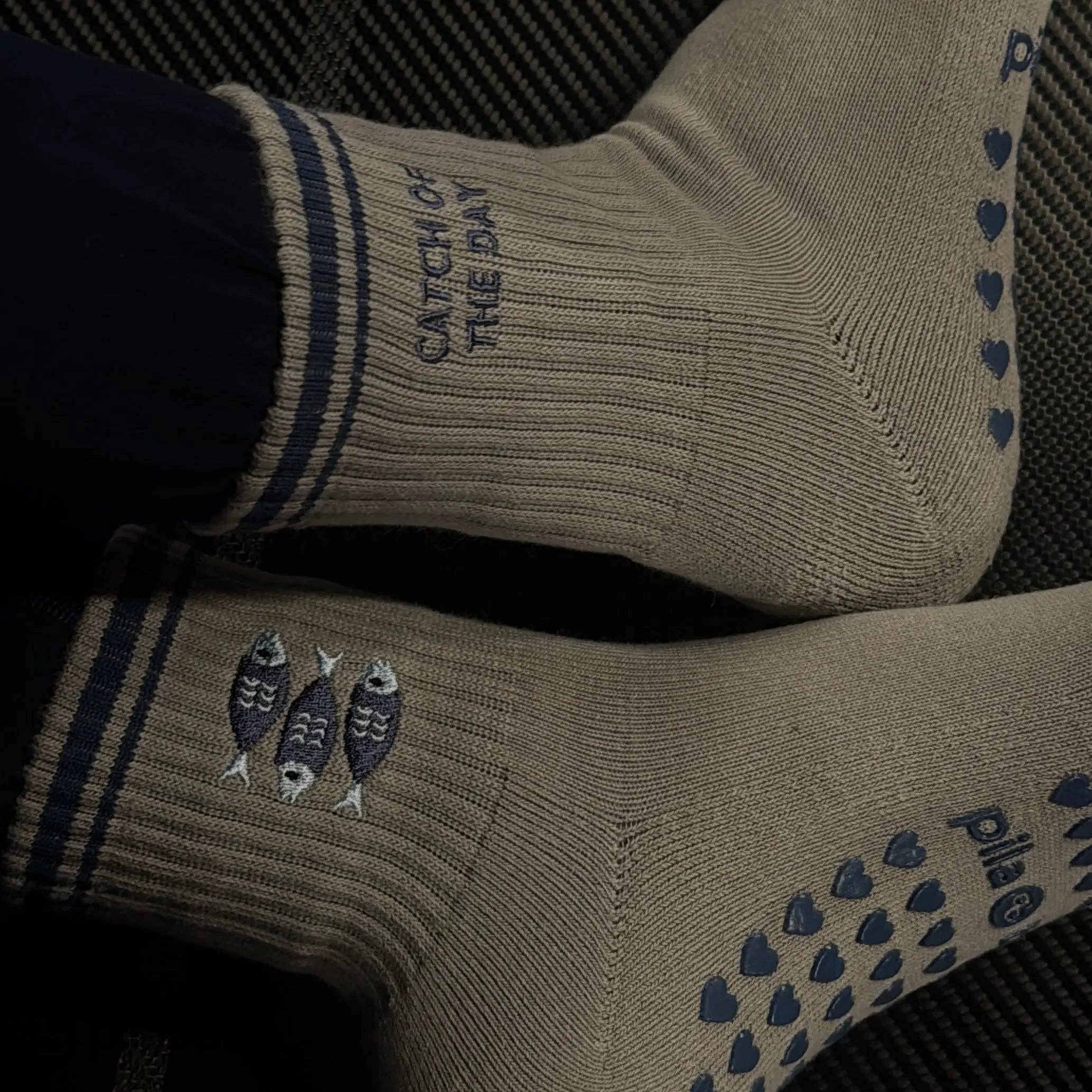 Pilabarre - Wholesale Socks - Women's - Catch of the Day Grip Socks1