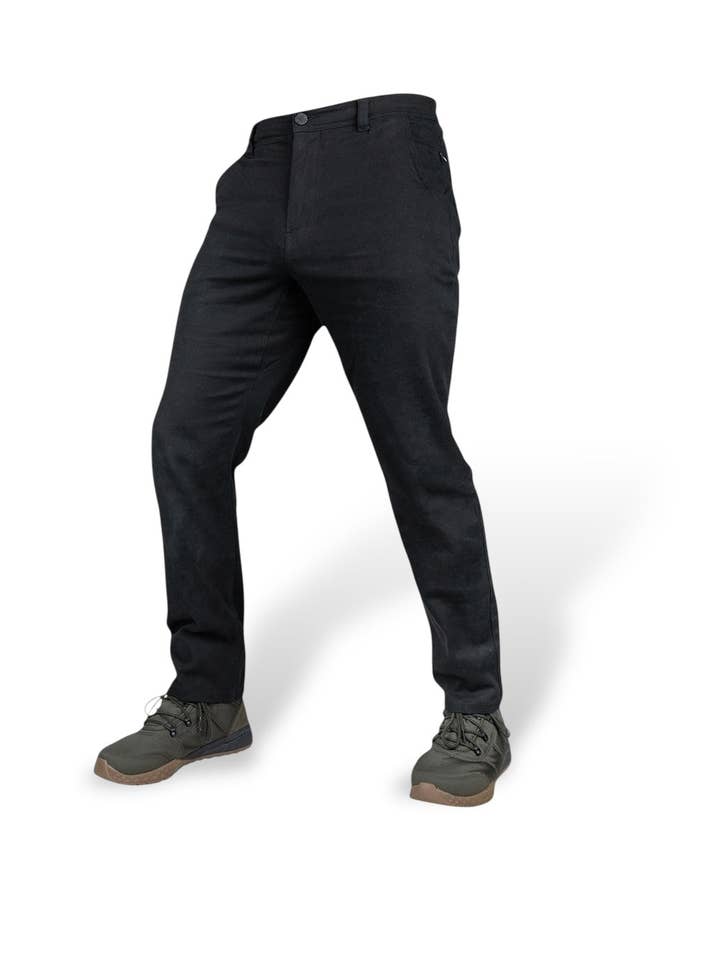 Pantalon Trek - Noir pour la vente par SAVAGE TACTICIANS