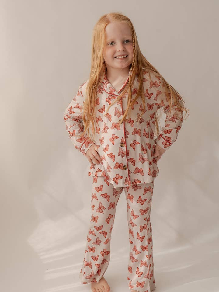 Mariposa | Conjunto de Pijama de Dos Piezas de Bambú Flare para venta al por mayor de Annie Bean & Co