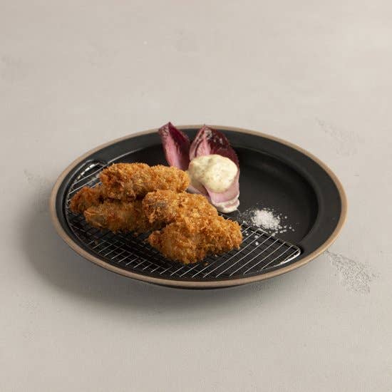 KIKIME – wholesale Dinner plate – amime Plate Half 9" | Plate w/ Half-moon shaped metal net 12