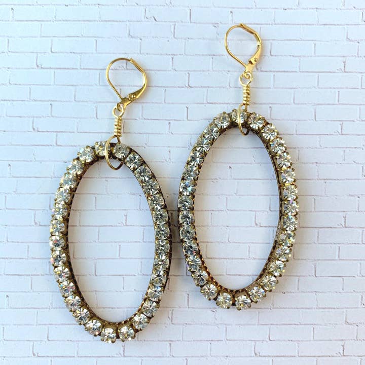 Boucles d'oreilles créoles ovales audacieuses en strass Swarovski - Choix de la couleur du strass pour la vente par Lenora Dame