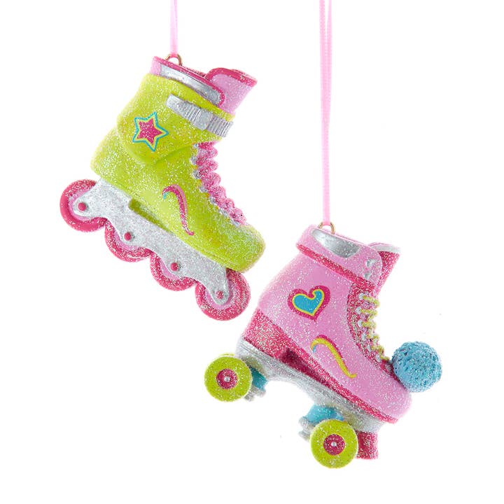 ORNEMENT DE SKATE EN RÉSINE ROSE/JAUNE 2,75" 2A pour la vente par Kurt S. Adler, Inc.