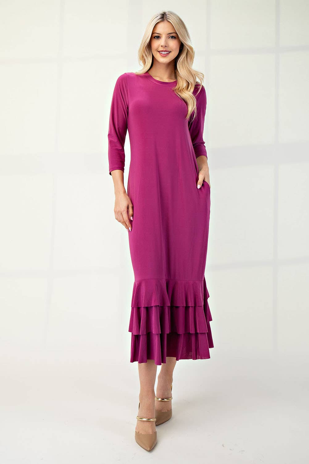 Celeste Clothing – Großhandel Kleid – Damen – Großgrößen-Midikleid mit gestuften Rüschen und 3/4-Ärmeln67