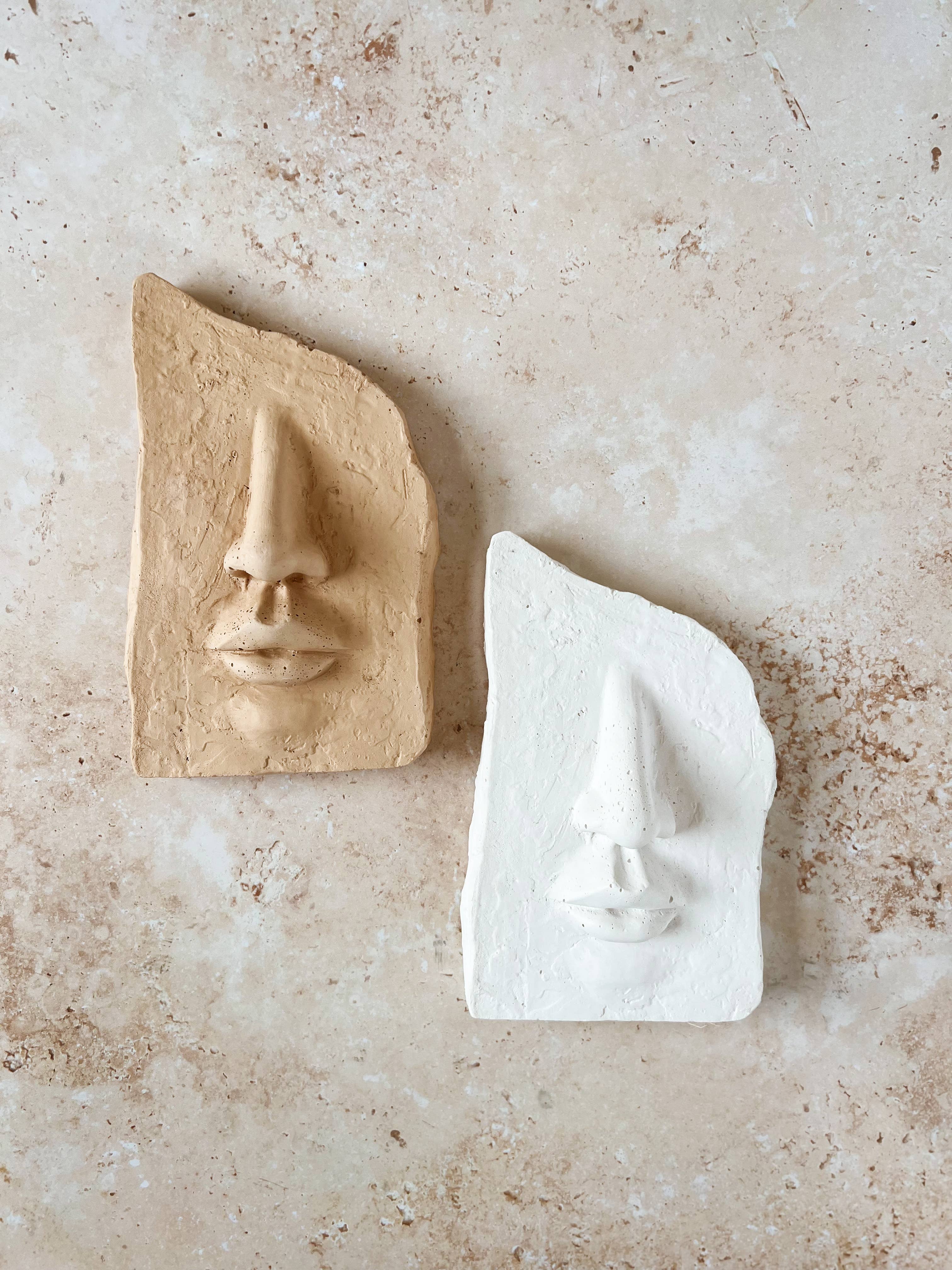 Smells Like Home Store – wholesale Decorative tabletop object – Concrete face ornament5