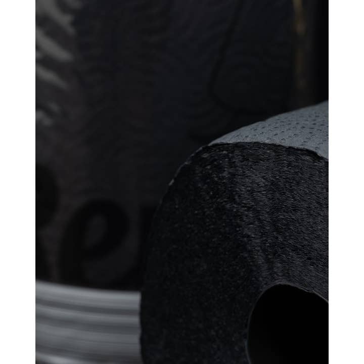 Renova - Wholesale Paper Towels - Black Paper Towels 1 Roll3