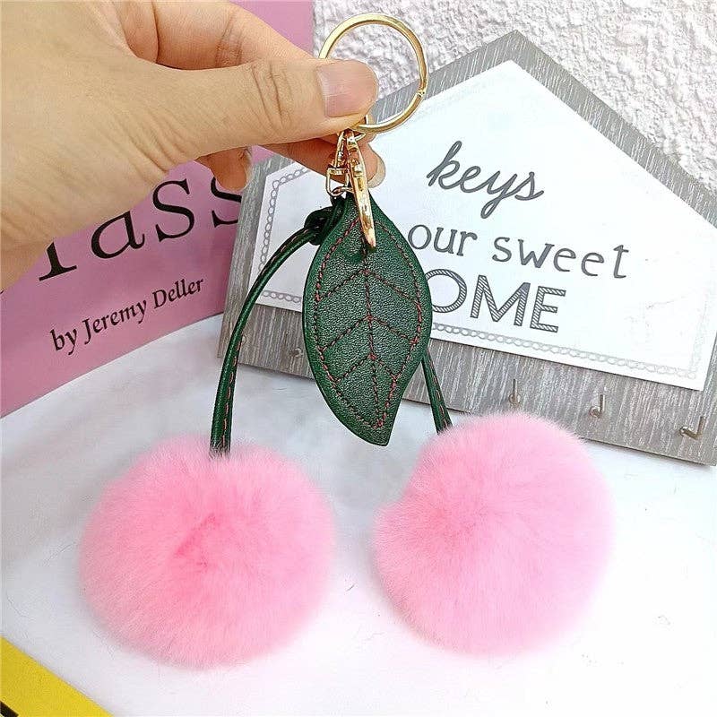 FurDecoration - Vendita all'ingrosso Portachiavi - Donna - Portachiavi soffice a pompon con pelo di coniglio Rex a forma di ciliegia6