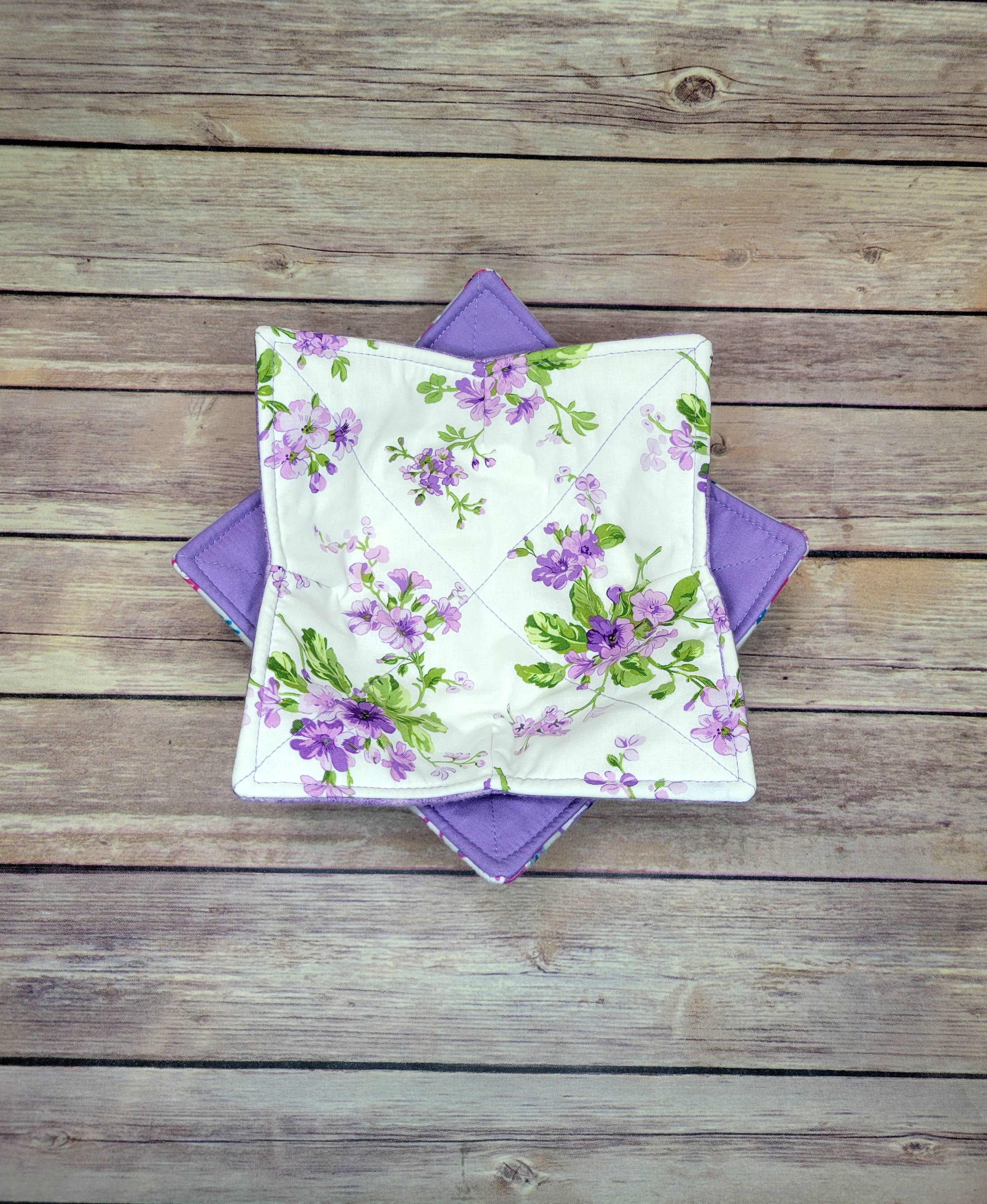 Burpie Bibs Boutique - Wholesale Oven Mitt/Pot Holder - Spring Bowl Cozy | Floral Hot Pad | Flower Flowers Bee Bees24