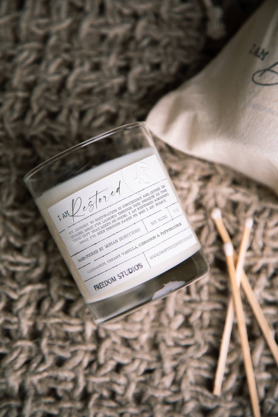 Freedom Studios - Venta al por mayor Velas en tarros - Vela I AM Restored de 7,5 oz (212 g)2