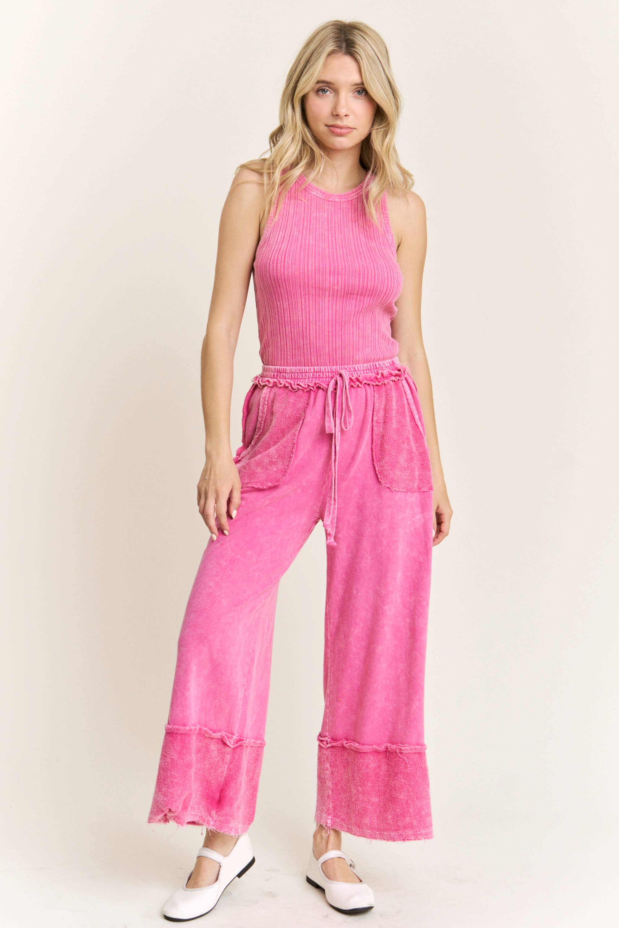 J.Her - Vente Pantalon – femme - Pantalon large MineralWash avec ourlet brut et détails effilochés HP553628