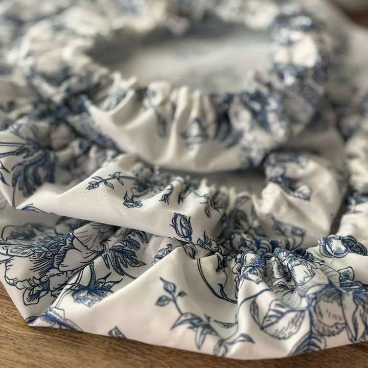 Kit Carson Accessories - Wholesale Food Storage Wrap/Bag - Dish covers - Blue Transferware 7 to15" & 9X13 Casserole pan2