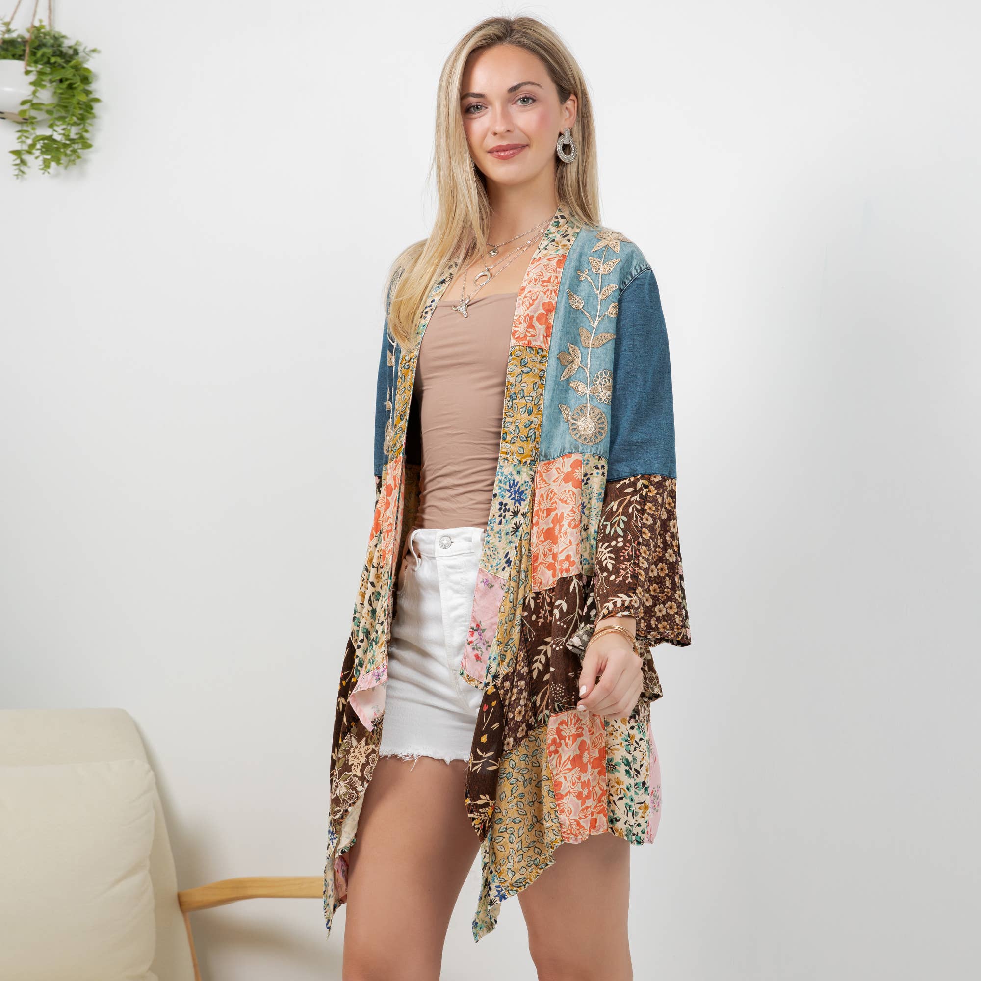 Young Threads - Wholesale Kimono - Dames - Westerse Boho Chic: Motief Geborduurde Denim Lange Shrug (NIEUW)9