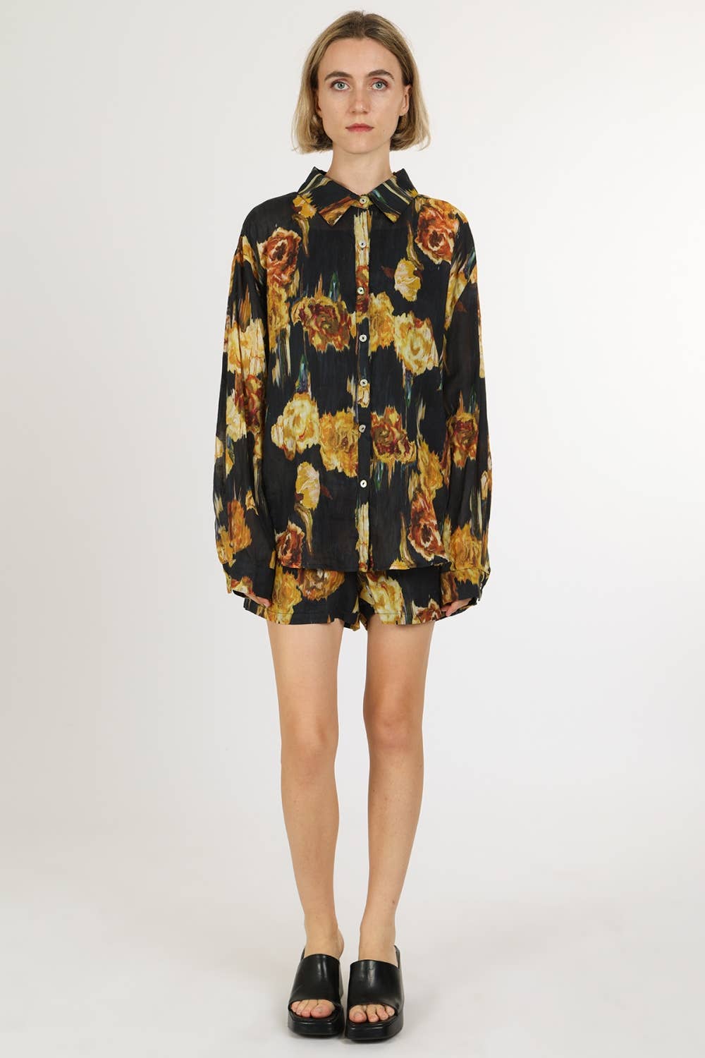 NAVY Abstract Floral Print Linen Shirt & Shorts Set PM6050 for wholesale on Faire1