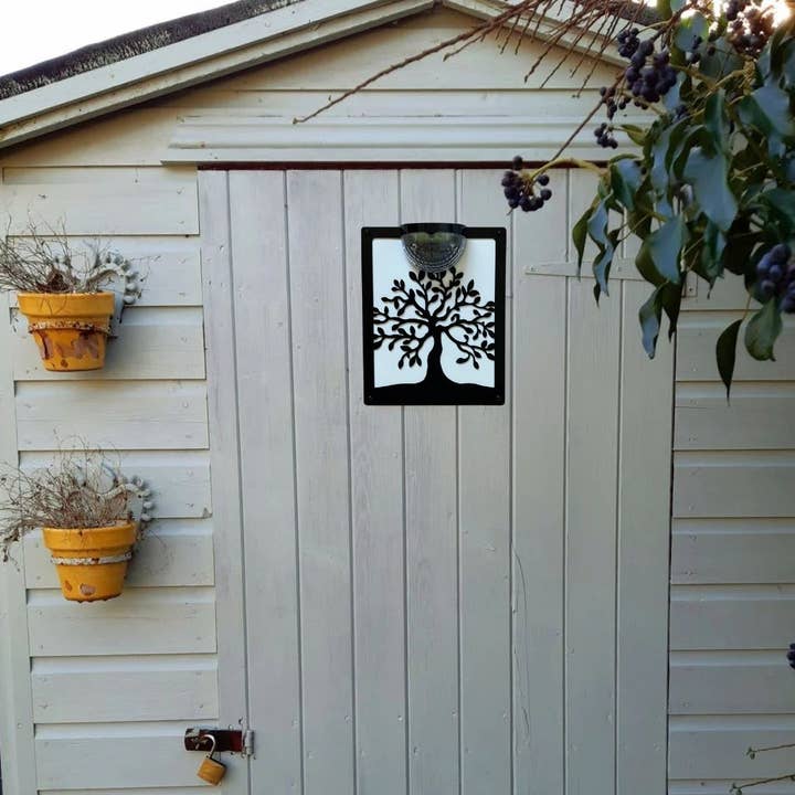 Florys Online – wholesale Outdoor ornament/decor – Tree of Life Solar Light Wall Plaque5