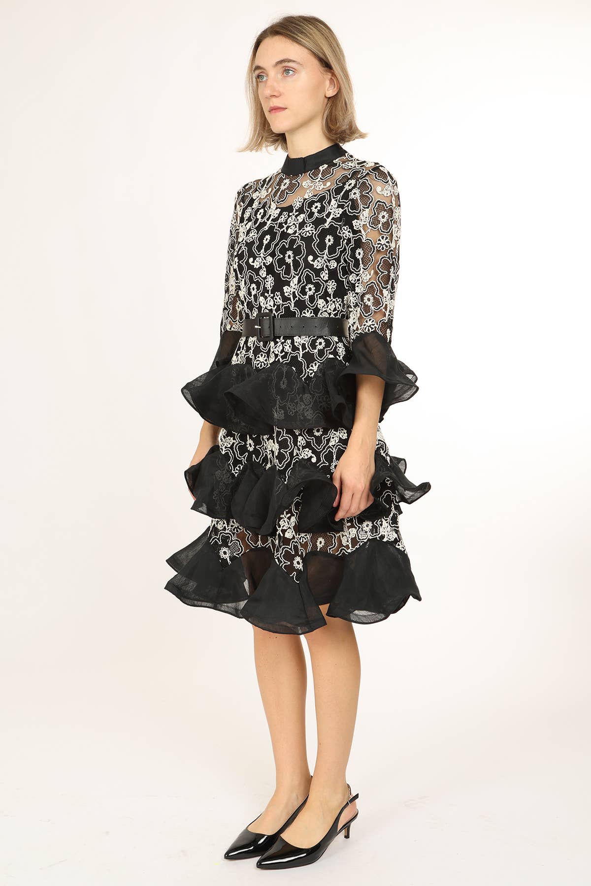 Beulah Style - Wholesale Jurk - Dames - Maxi-jurk van bloemenkant en gelaagde tule QC37806