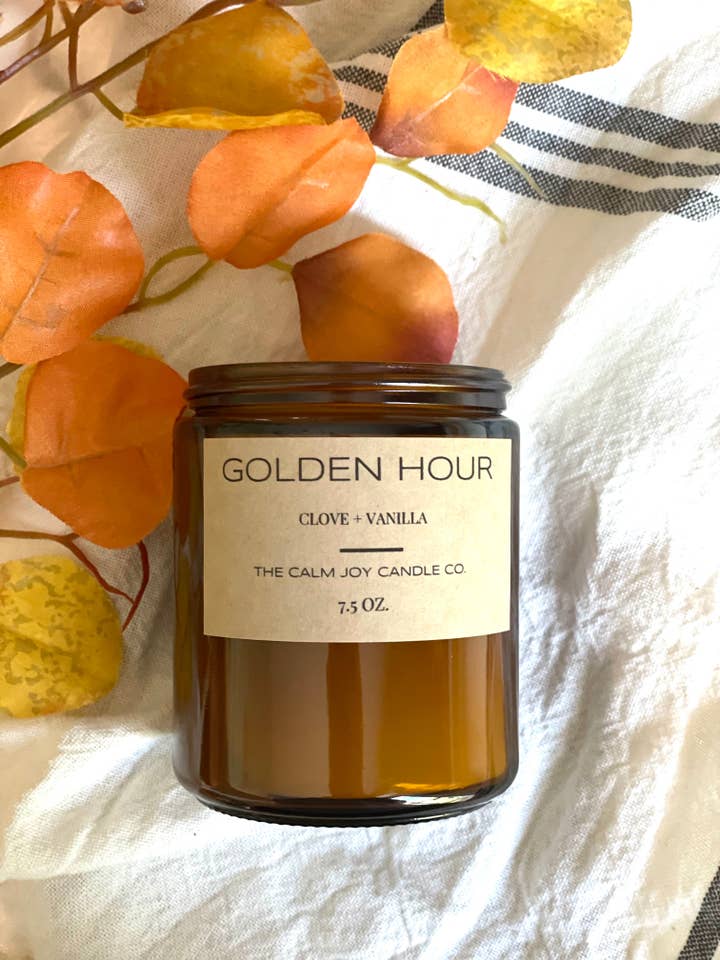 Kryddnejlika + vanilj doftburkljus för wholesale av The Calm Joy Candle Co.