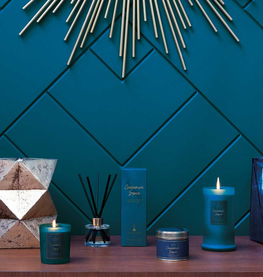 Shearer Candles - Vendita all'ingrosso Candele da viaggio - Candela grande in latta Cinnamon Spice1