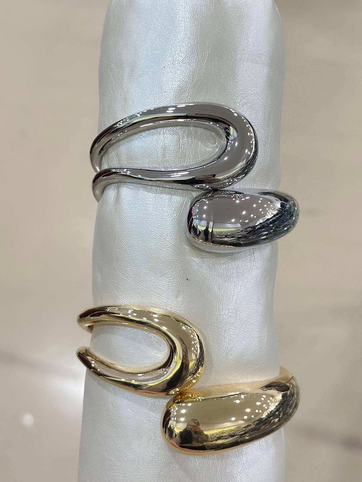 ADORA - Wholesale Cuff Bracelet - Cuff bracelet1