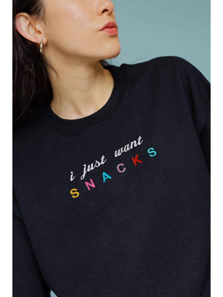 Limpet Store – wholesale Sweatshirt – Women's – I Just Want Snacks Embroidered Sweatshirt2