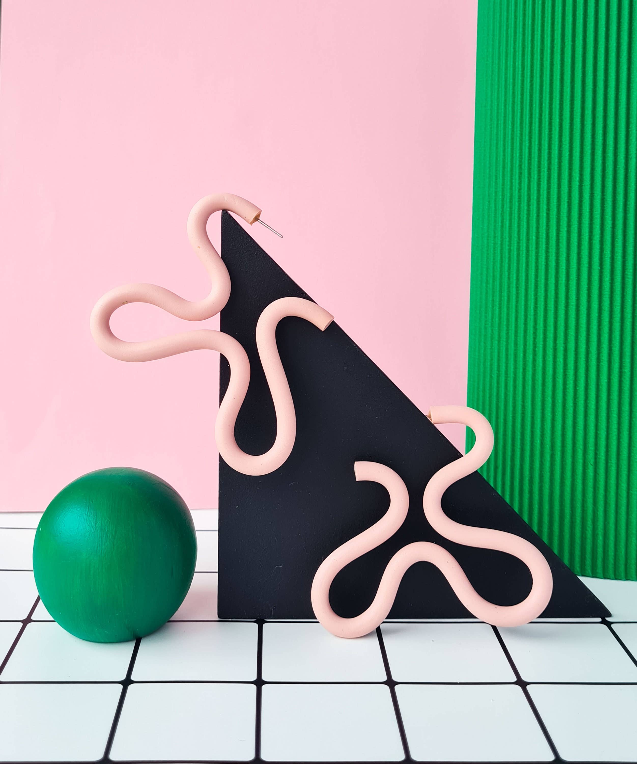 Mono - Wholesale Hoop Earrings - polymer clay squiggle earrings in 8 different colors. 9