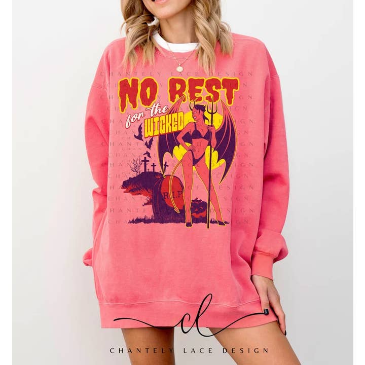 T-shirt No Rest For The Wicked Comfort Colors pour la vente par Chantely Lace