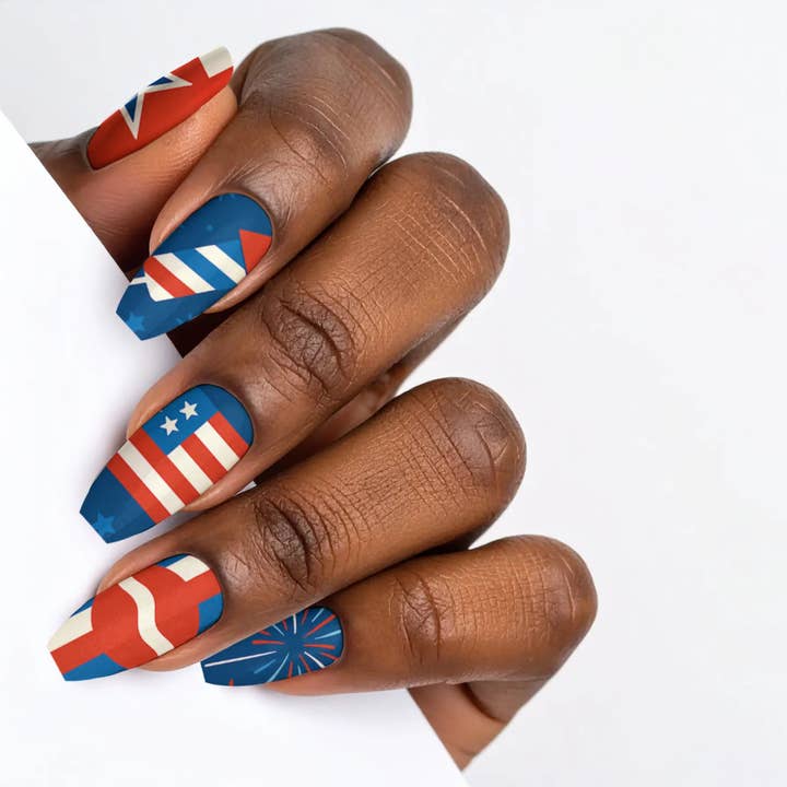 FYNE BODY - Wholesale Press-on/fake nails - Chrome Candy 4th of July Press-On Nails33