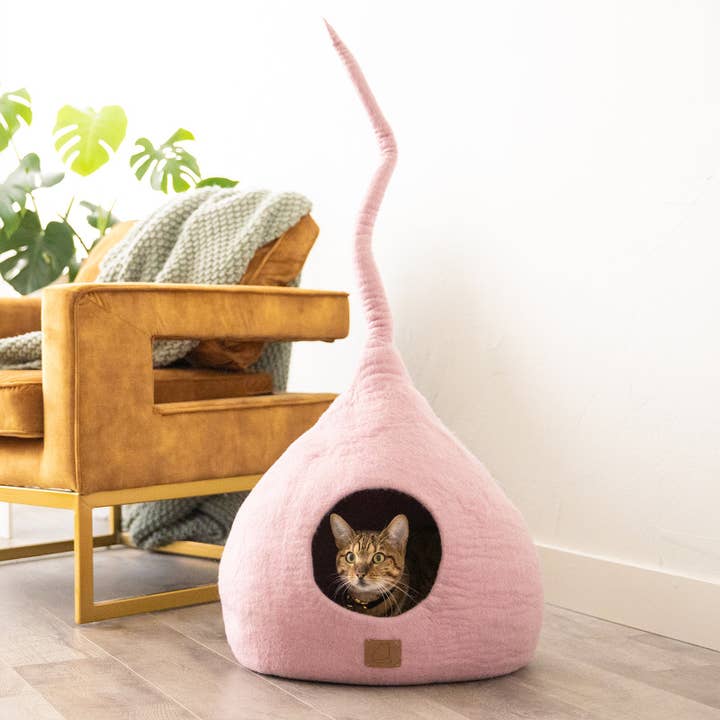 Fuzzy cove - Vendita all'ingrosso Grotta - Cani e gatti - Grotta per gatti Deluxe, realizzata a mano, in feltro, con coda, San Valentino Pink