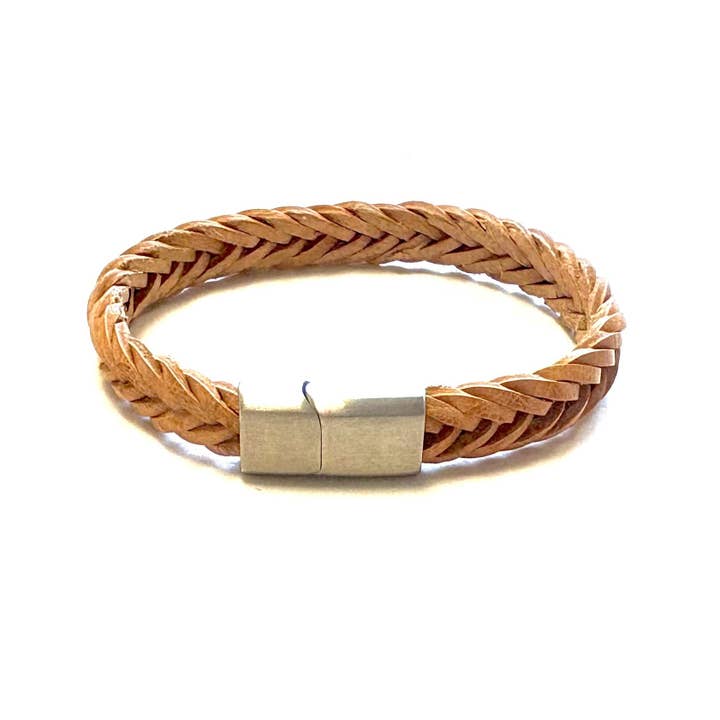 Men's bracelet natural leather fishtail braided for wholesale by Chic Le Freak