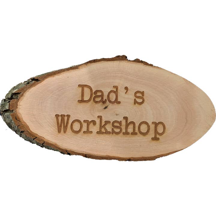 Text board tree disc "Dad's workshop" for wholesale by TextTim.nl