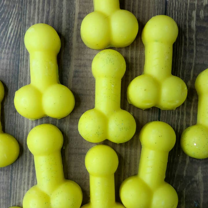 Rainy Morning Candles - Wholesale Wax Melt - Pound Town | Gag Gift NSFW Shaped Wax Melts3