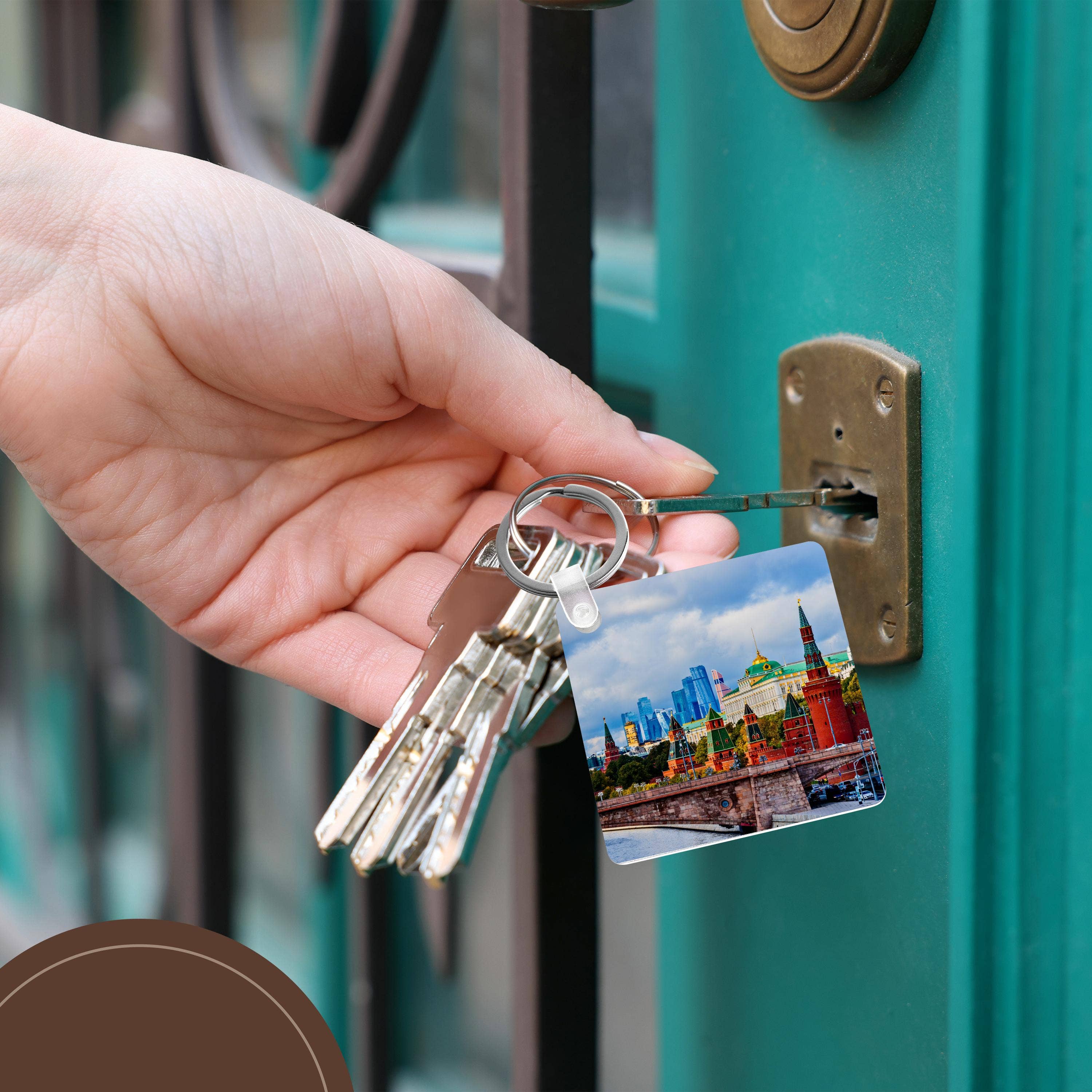 3dRose - Wholesale Keychain - Unisex - 3dRose, Moscow Kremlin towers and modern skyscrapers of Moscow City, Key Chain5