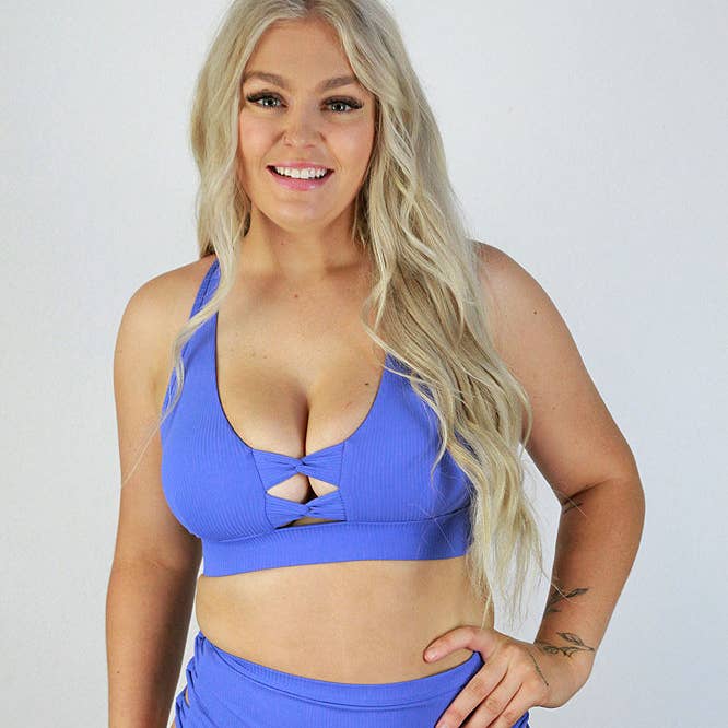 Sasha midjemshängselshorts – blåklintblå för wholesale av Rarr Designs