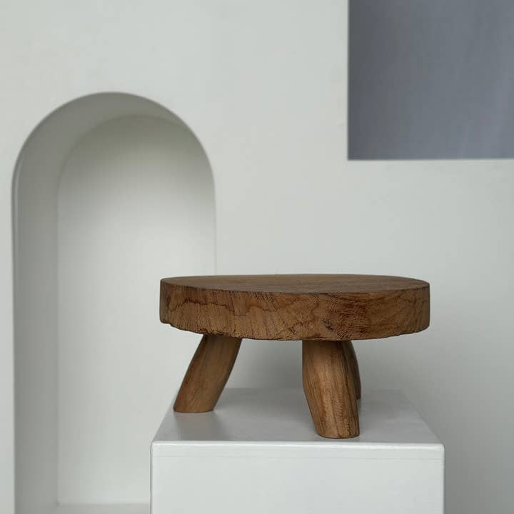 Office Objets - Wholesale Stool - Small low three-legged stool in upcycled blond teak D:30 H:1575