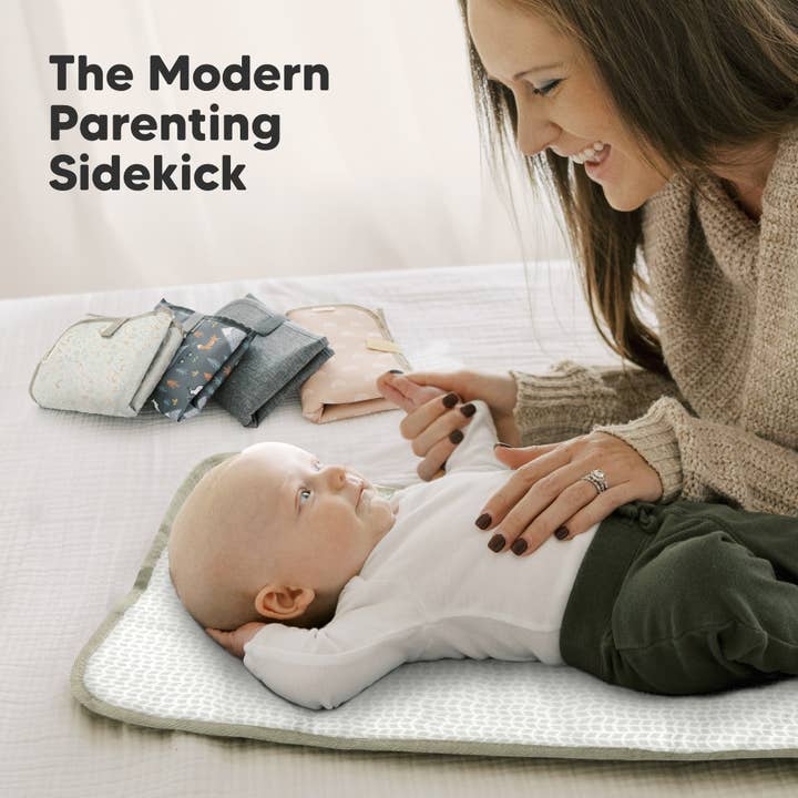 Fox Vale Swift Portable Changing Pad for Baby, Diaper Changing Mat for wholesale on Faire8