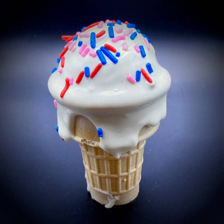 RKR Biscuits - Wholesale Pet Treats - Dog - Pupper Cake Cone Organic Dog Cookie