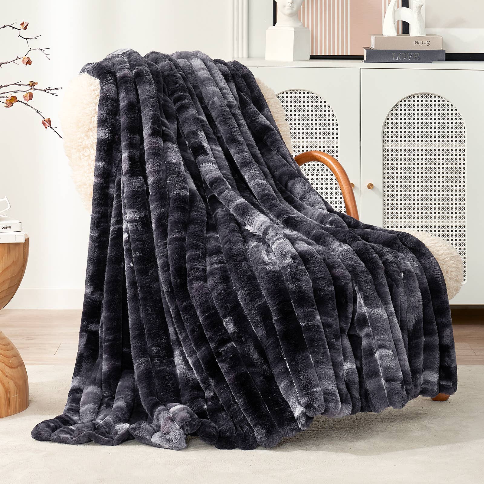 DreamValley - Wholesale Throw Blanket - CB Striped Faux Fur Warm Plush Throw Blanket, Tie-dye Color6