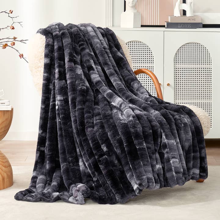 DreamValley - Wholesale Throw Blanket - CB Striped Faux Fur Warm Plush Throw Blanket, Tie-dye Color6
