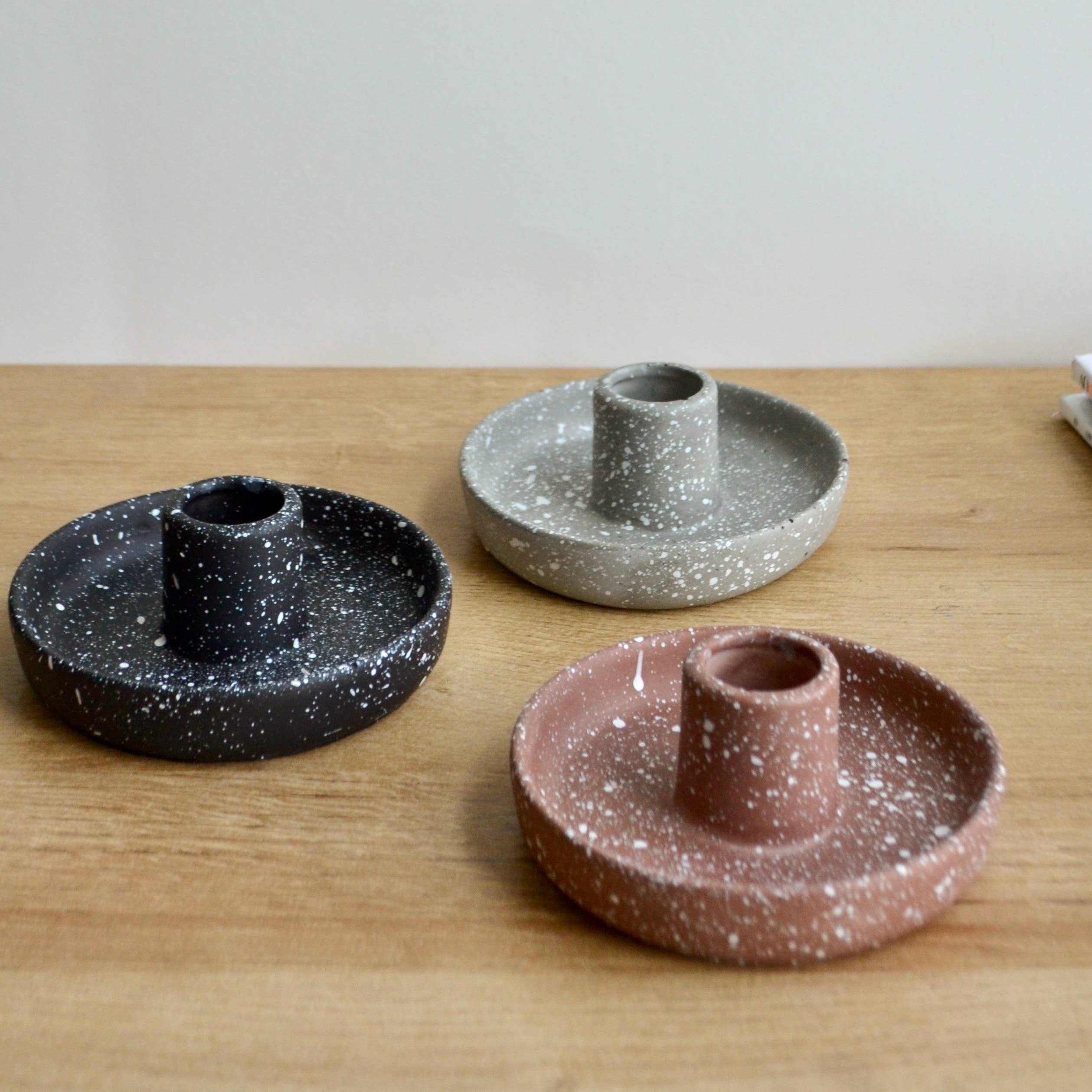 LindaMakess – wholesale Tändstickshållare – Sprickig matchkruka med matchanfallare1