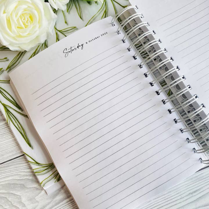 SR Creative Studio – wholesale Planner – 2025 Custom Name Planner with Recycled Paper and Wire Bound5