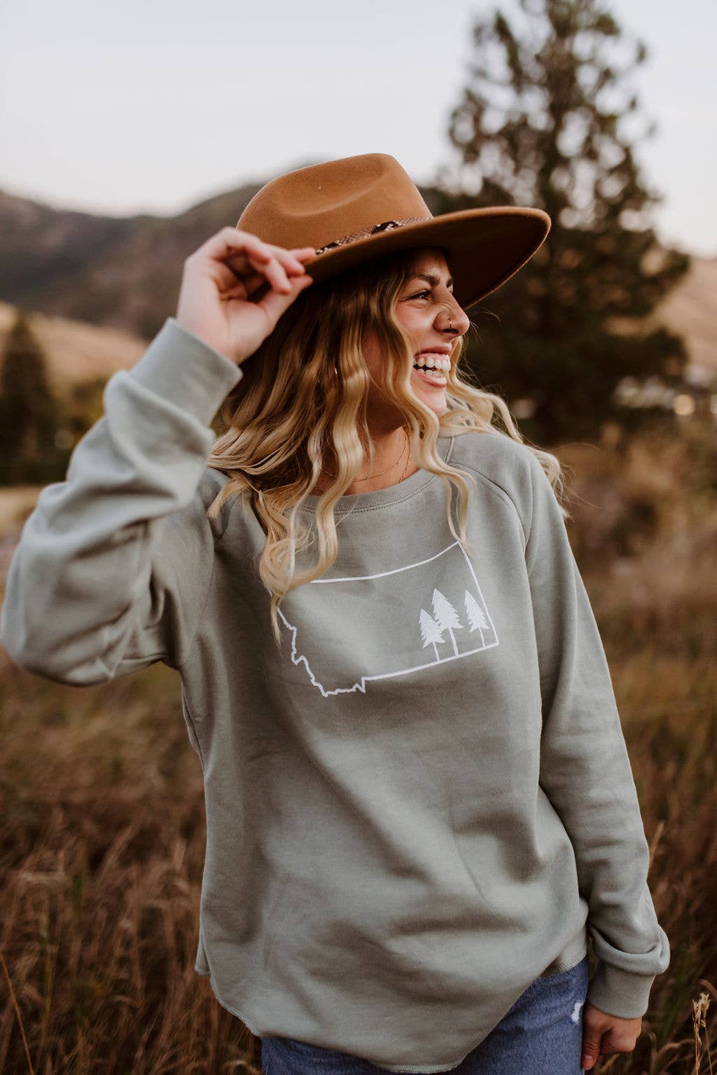 The Montana Scene - Wholesale Hoodie - Women's - Montana Ladies Hoodies/Pullovers2