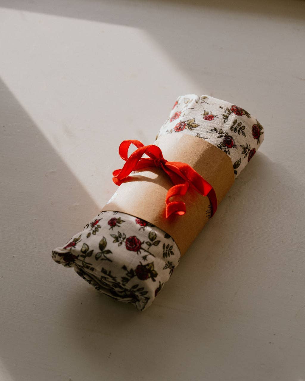 January Jane Shop - Wholesale Swaddle - Baby - Roses Blooming Swaddle5