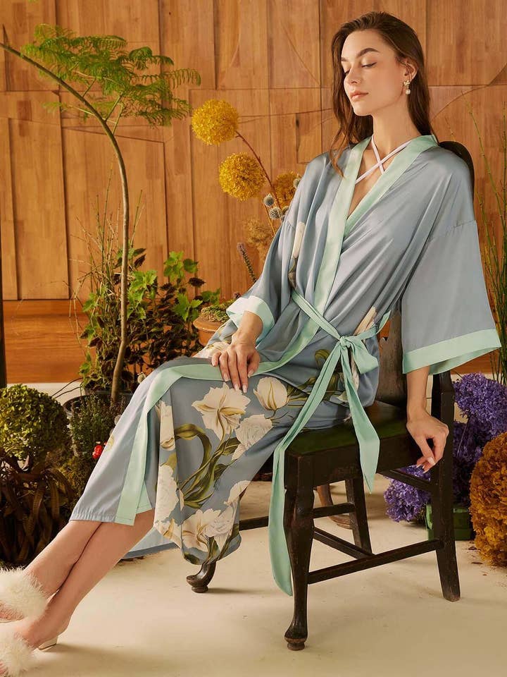 gray Peony Floral Kimono Robe for wholesale on Faire3