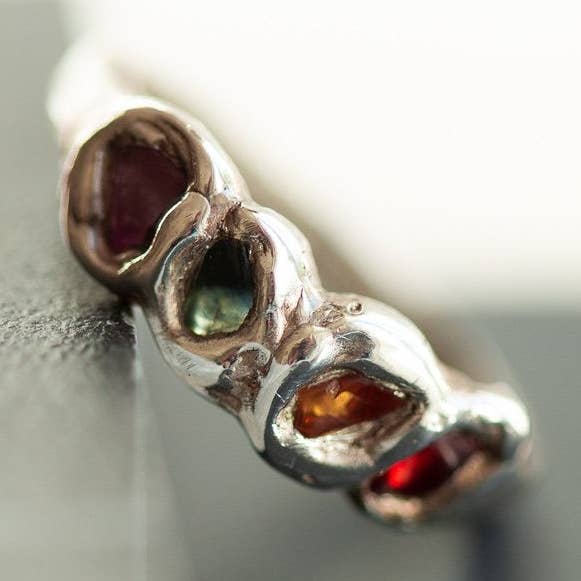 Anillo de banda simple en plata y zafiro talla N (6.5 EE. UU.) para venta al por mayor de Be. Alice