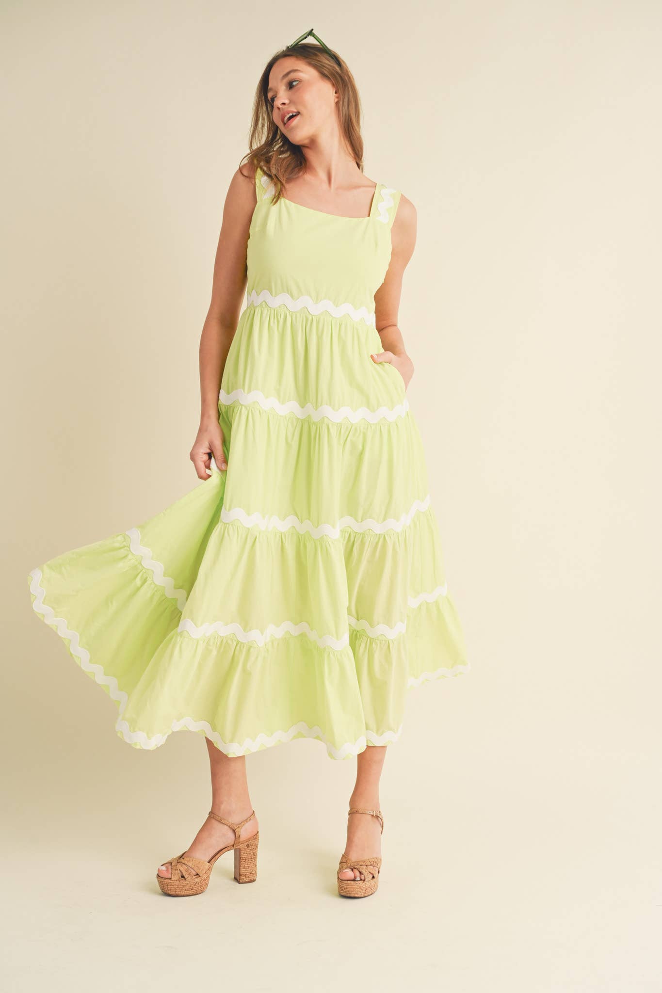 &MERCI - Wholesale Dress - Women's - TIERED RIC RAC TRIM MIDI DRESS MDR30741