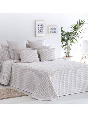 “Charlotte” quilt for wholesale by Barceló Hogar