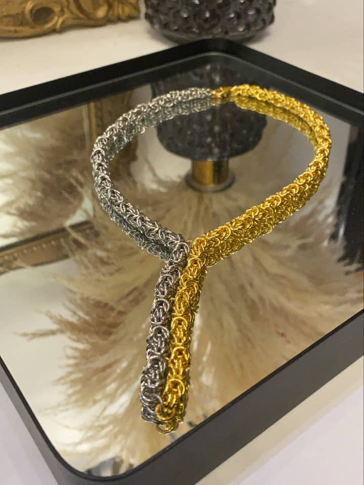 Collana IDYLLE per la vendita all'ingrosso da parte di Shaker Jewels