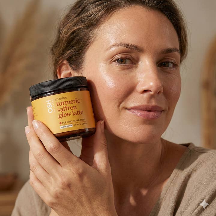 Osh Wellness - Ayurvedic Wellness - Wholesale Powdered Health Drink - Turmeric Saffron Glow Latte3