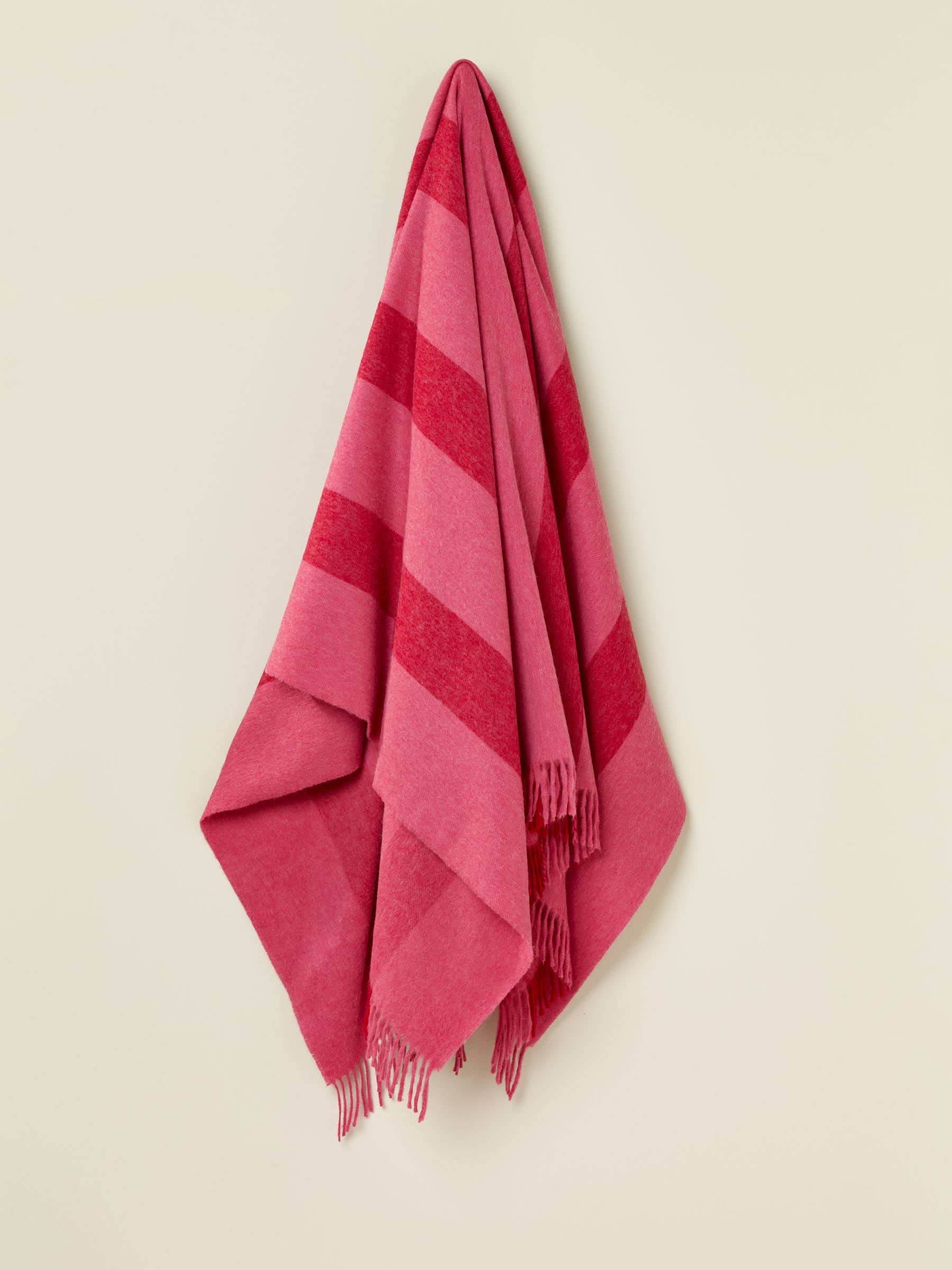 Bronte by Moon – wholesale Throw blanket – Stripe Merino Throw0